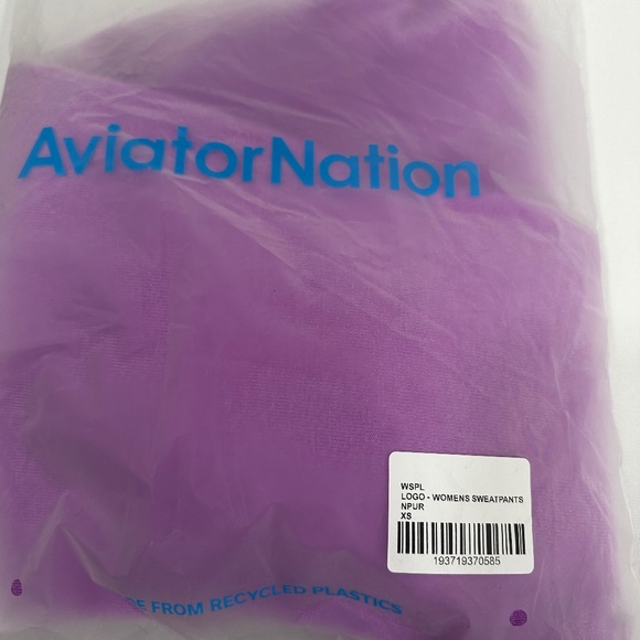 NWT Aviator Nation Logo Sweatpants - Picture 5 of 6